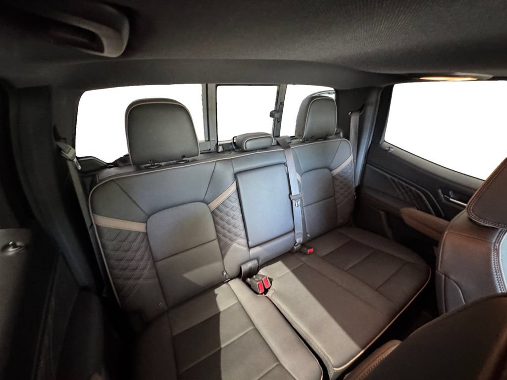 Certified 2024 GMC Canyon Denali AWD/4WD image 17