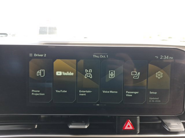 Used 2026 Kia Carnival EX FWD image 27