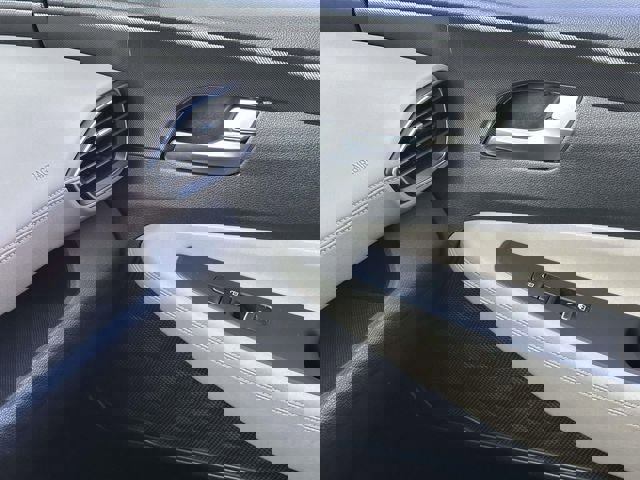 Used 2021 Hyundai Santa Fe SEL w/ Convenience Package image 36