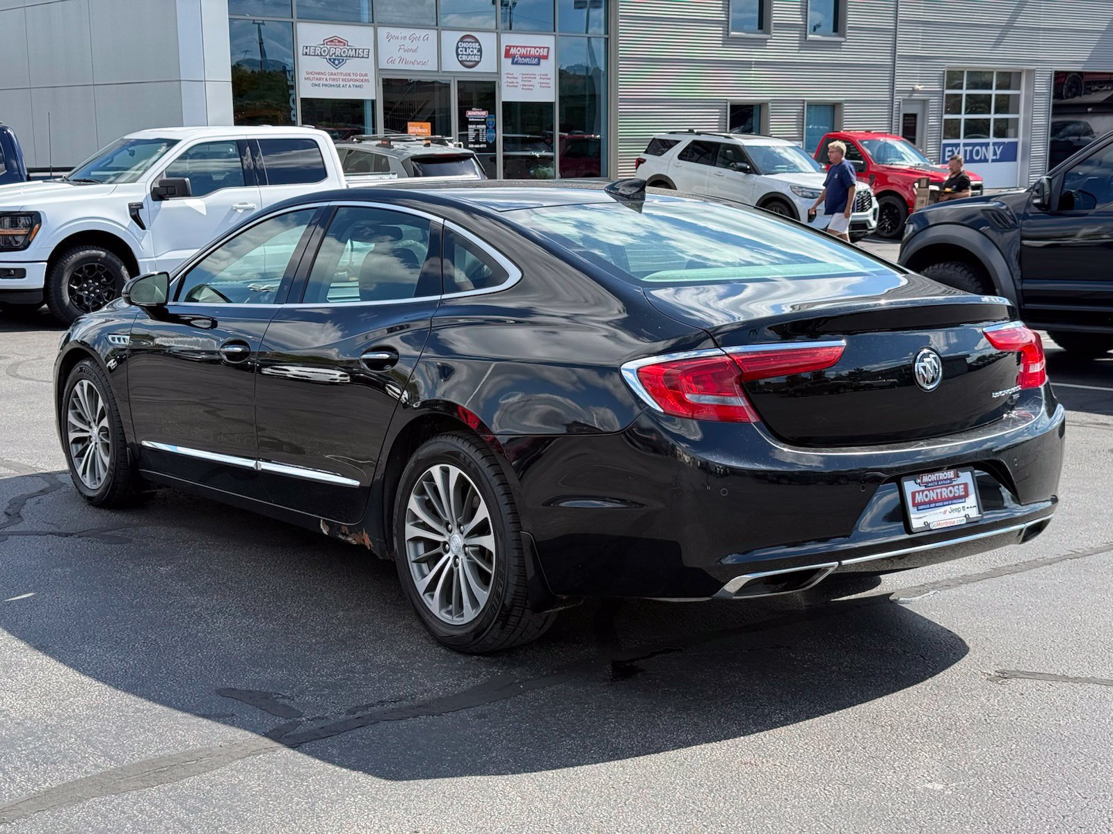 Used 2019 Buick LaCrosse Essence w/ Sun and Shade Package AWD/4WD image 6
