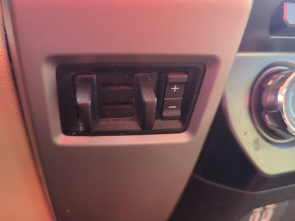 Used 2017 Ford F250 Lariat image 42