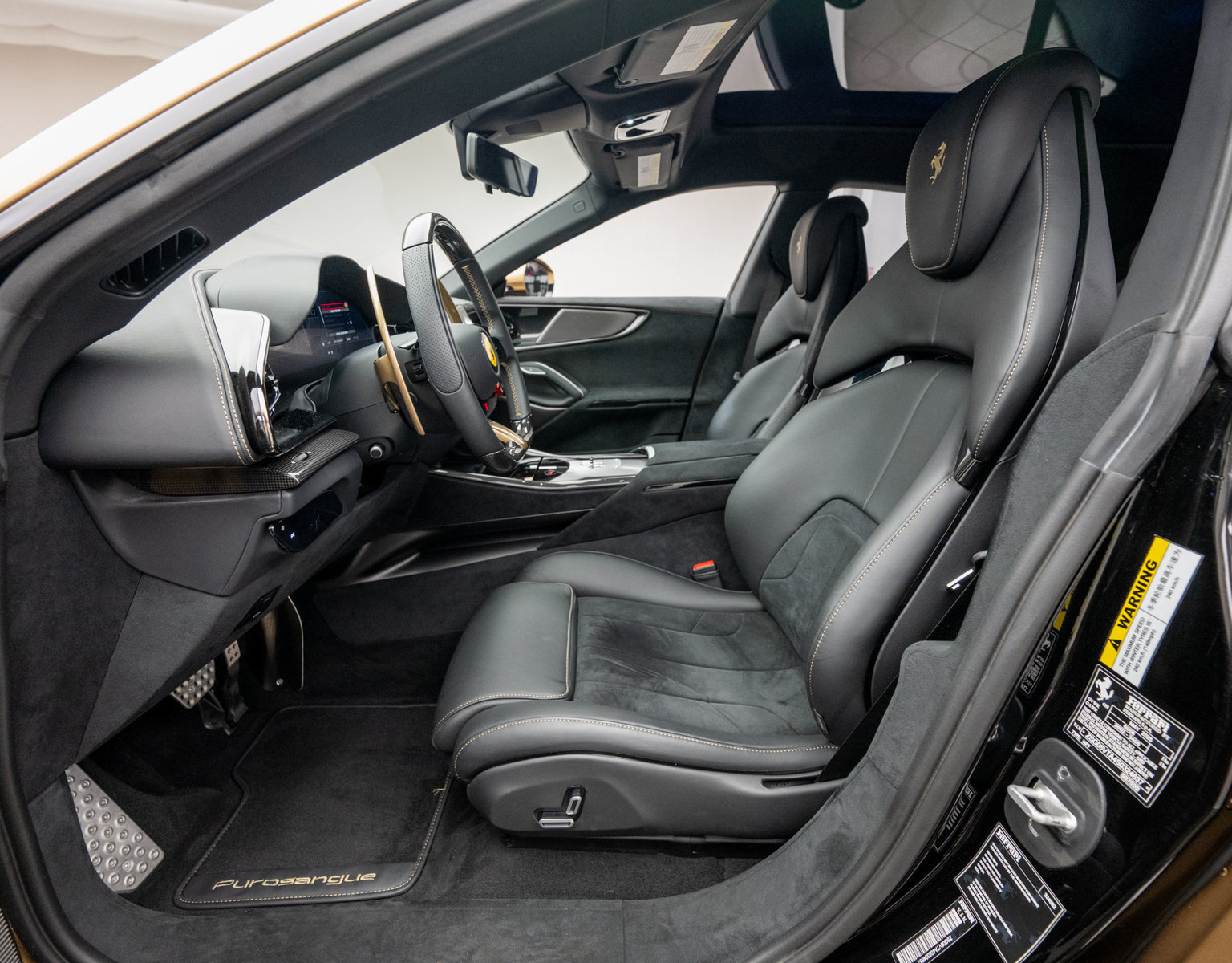 Used 2025 Ferrari Purosangue AWD/4WD image 12