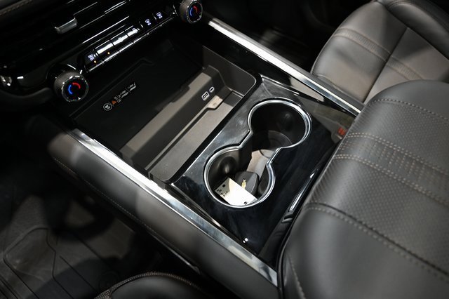 New 2026 Chevrolet Suburban High Country w/ LPO, Chrome Package image 21