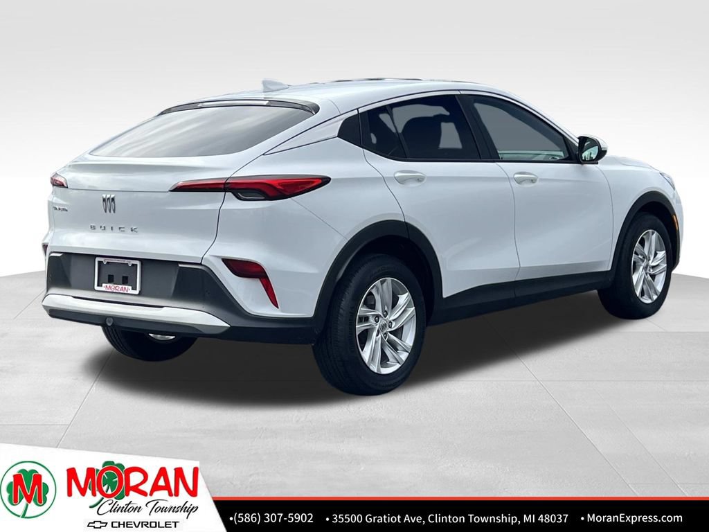 Certified 2023 Chevrolet Traverse LT FWD image 31