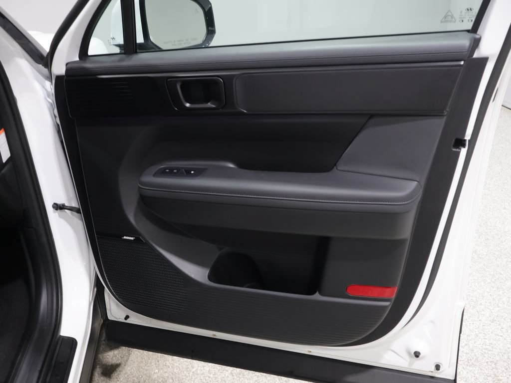 Used 2025 Hyundai Santa Fe Calligraphy AWD/4WD image 24