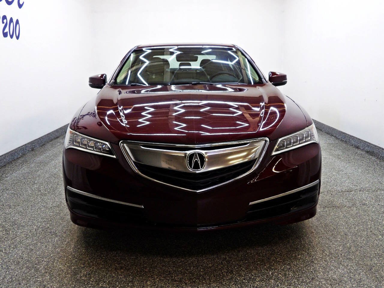 Used 2016 Acura TLX w/ Technology Package FWD image 2