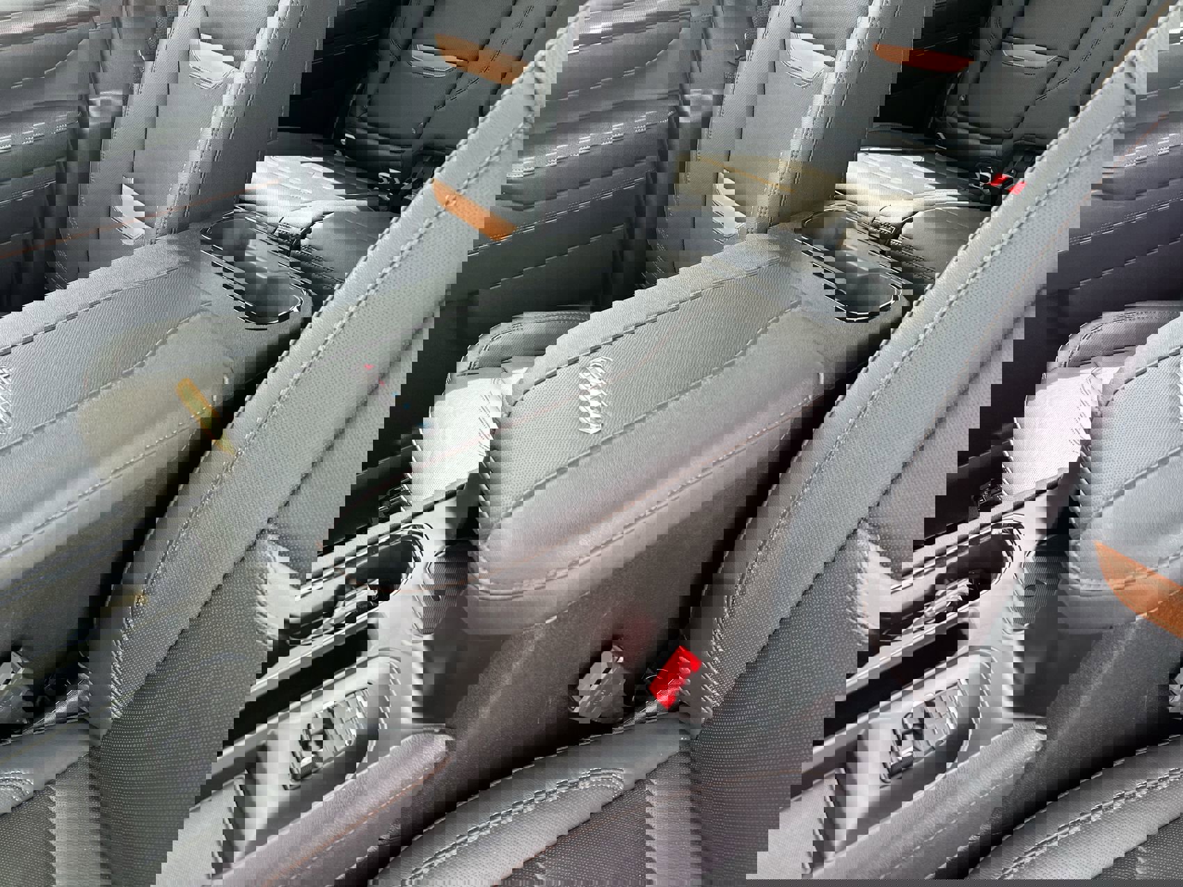 Used 2024 GMC Sierra 2500 AT4 w/ AT4 Premium Plus Package image 21