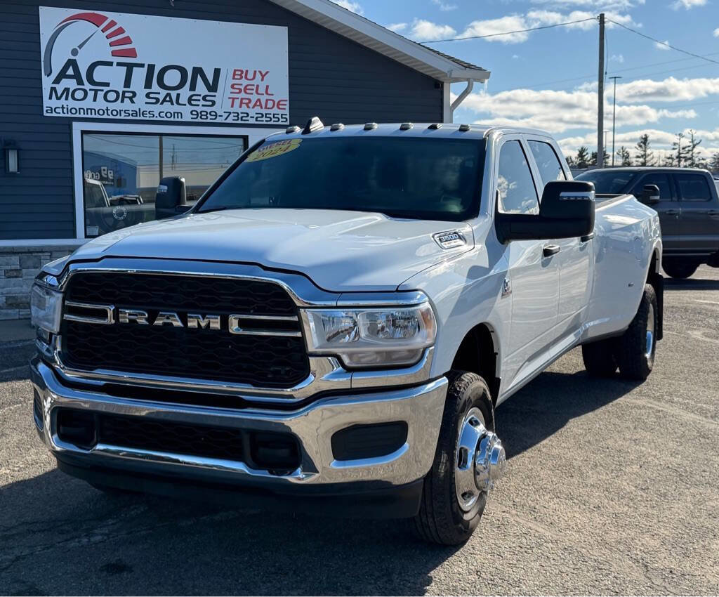 Used 2024 RAM 3500 Tradesman w/ Chrome Appearance Group