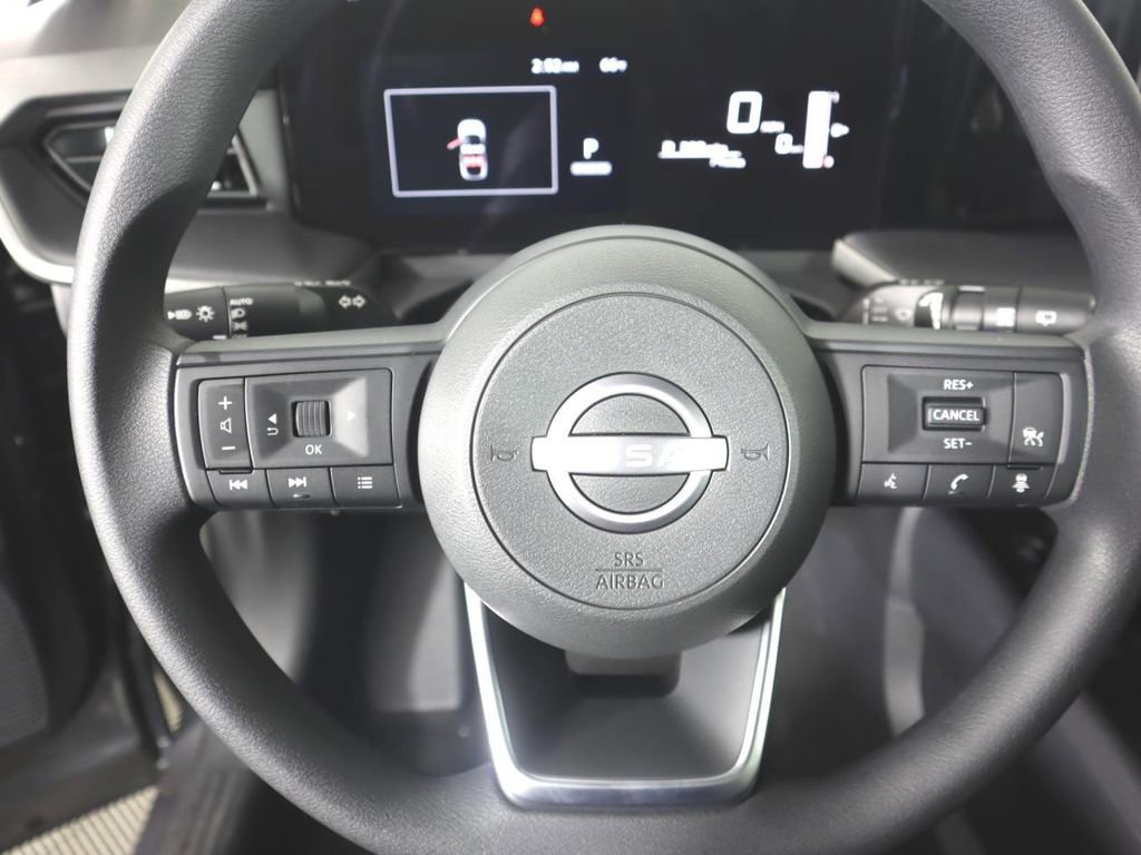 Certified 2025 Nissan Kicks S image 12