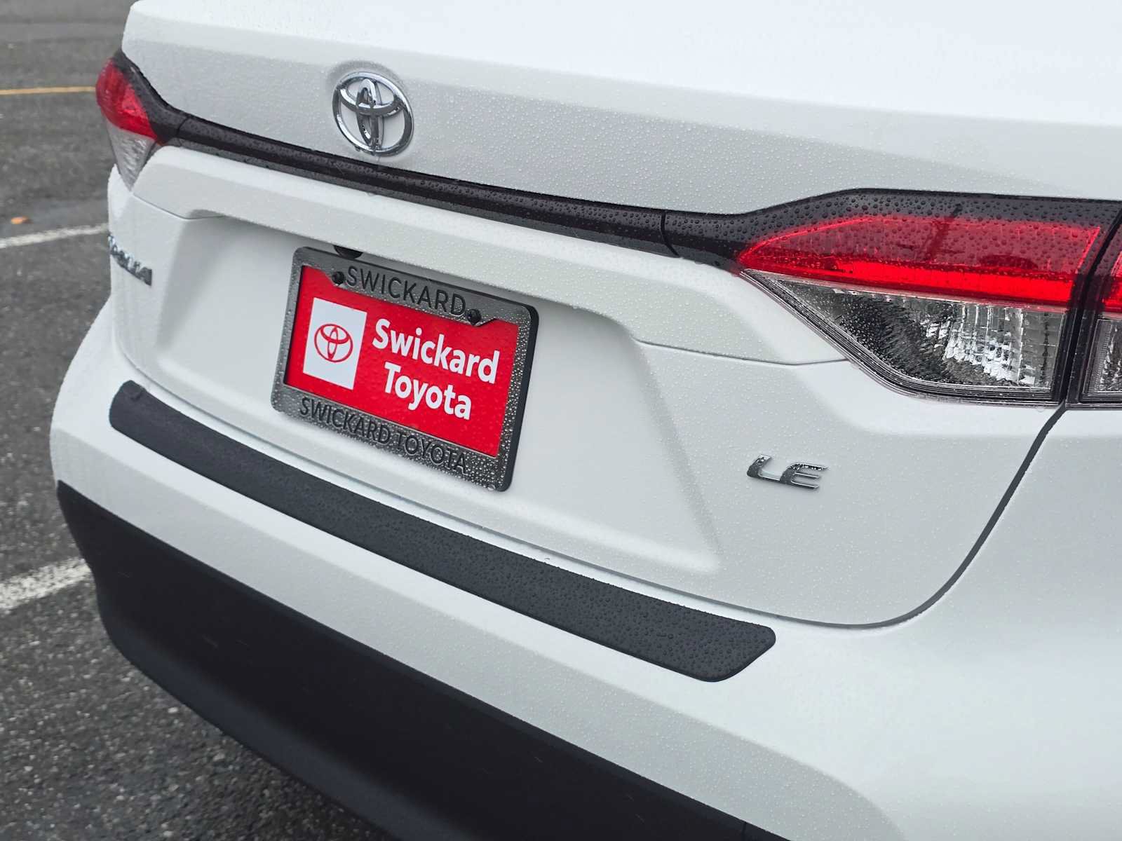 New 2027 Toyota Corolla LE FWD image 13