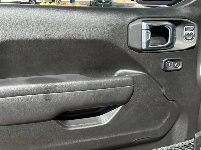 Used 2025 Jeep Gladiator Sport AWD/4WD image 25
