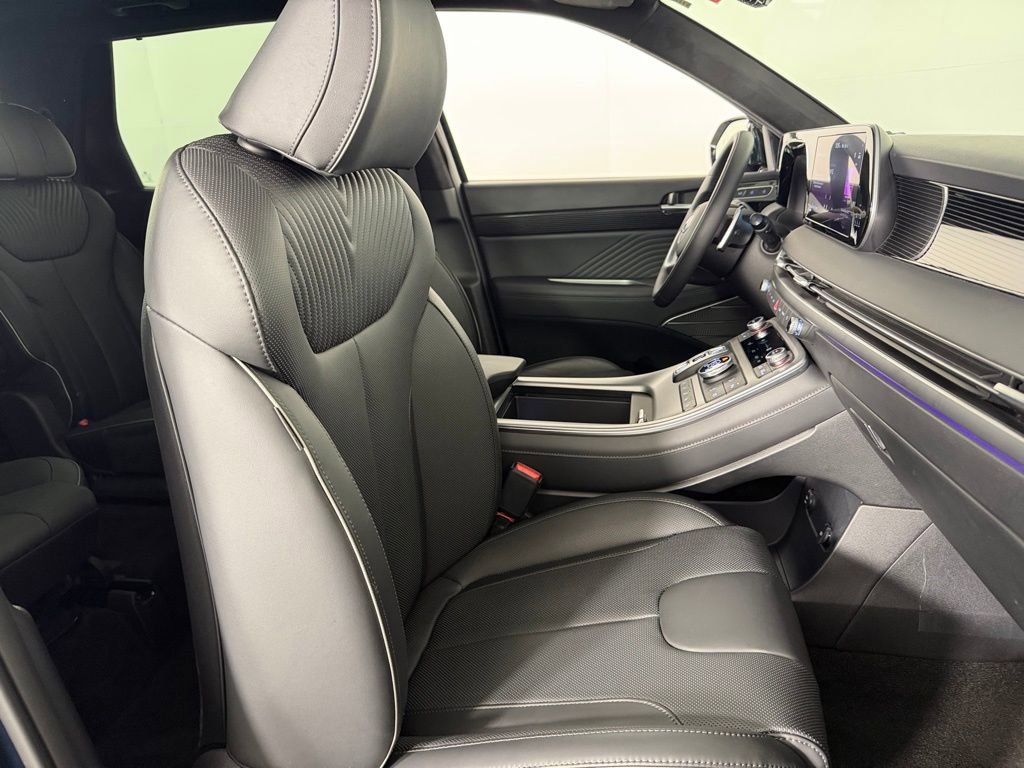 Used 2025 Hyundai Palisade Calligraphy image 37