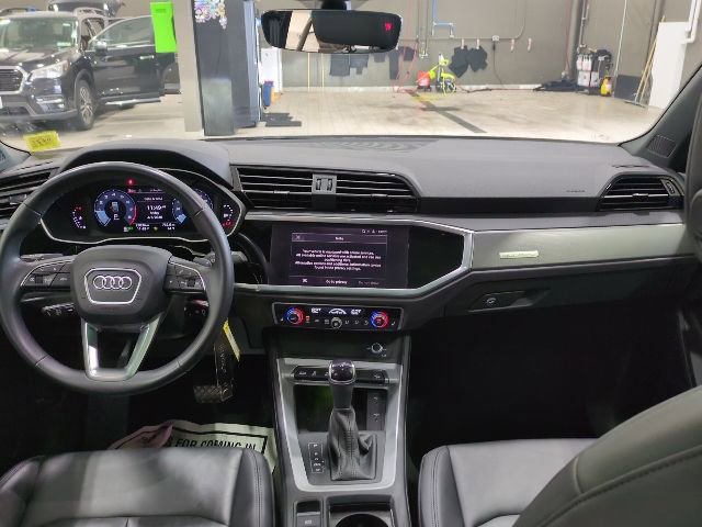 Used 2022 Audi Q3 2.0T Premium Plus image 5