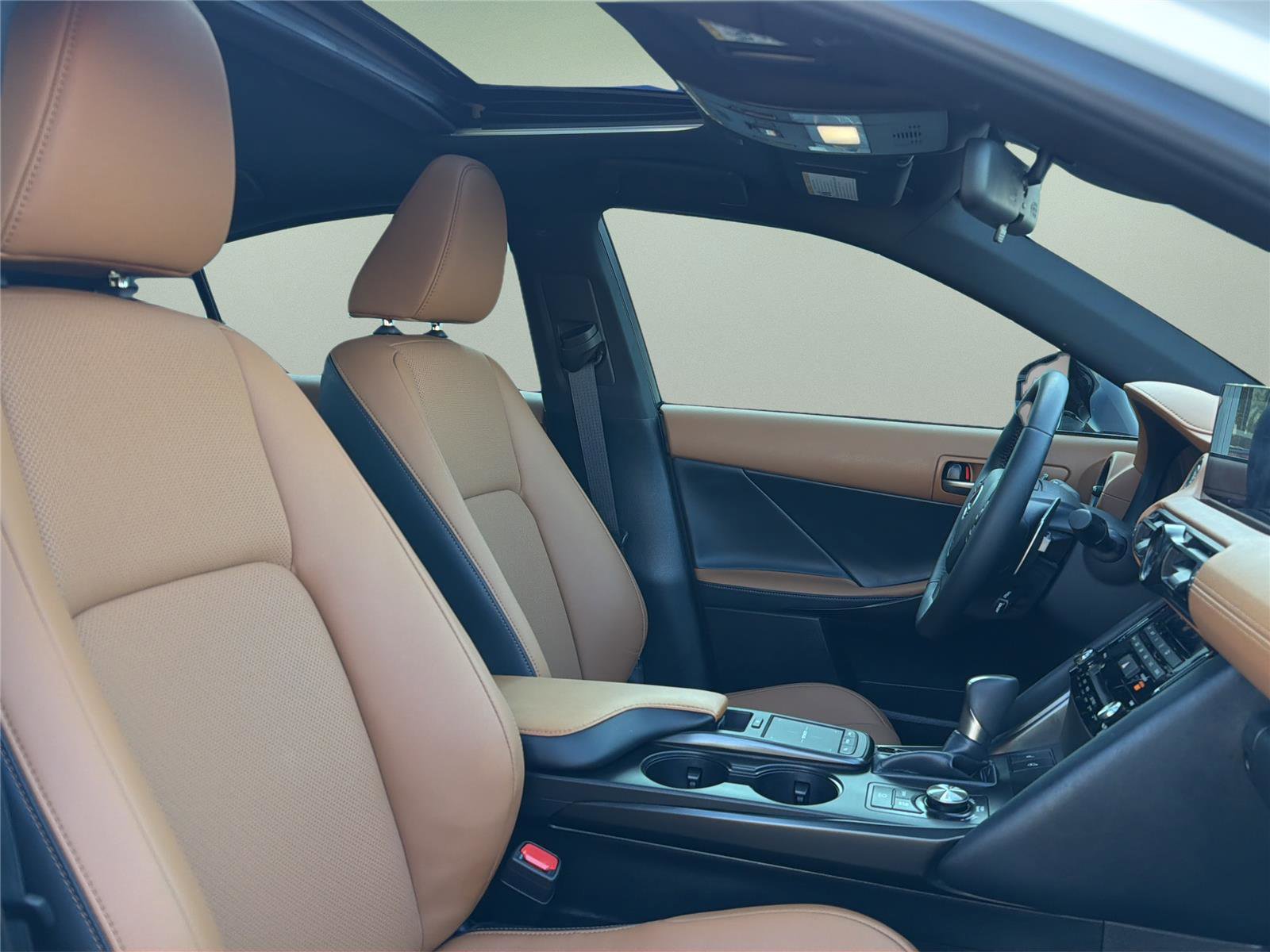 Used 2025 Lexus IS 350 F Sport image 27