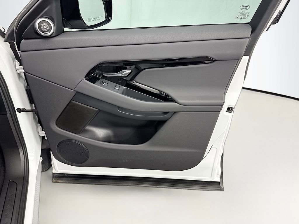 Certified 2025 Land Rover Range Rover Evoque S image 24