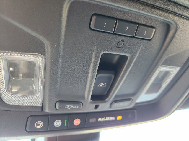 Used 2022 Chevrolet Silverado 3500 High Country w/ Z71 Off-Road Package image 52