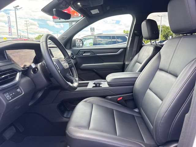 Used 2026 GMC Acadia Elevation w/ Elevation Premium Package FWD image 14