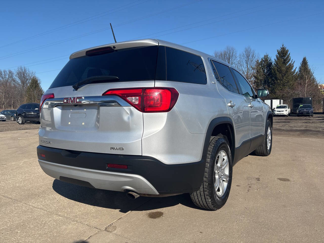 Used 2017 GMC Acadia SLE w/ LPO, Floor Liner Package image 4