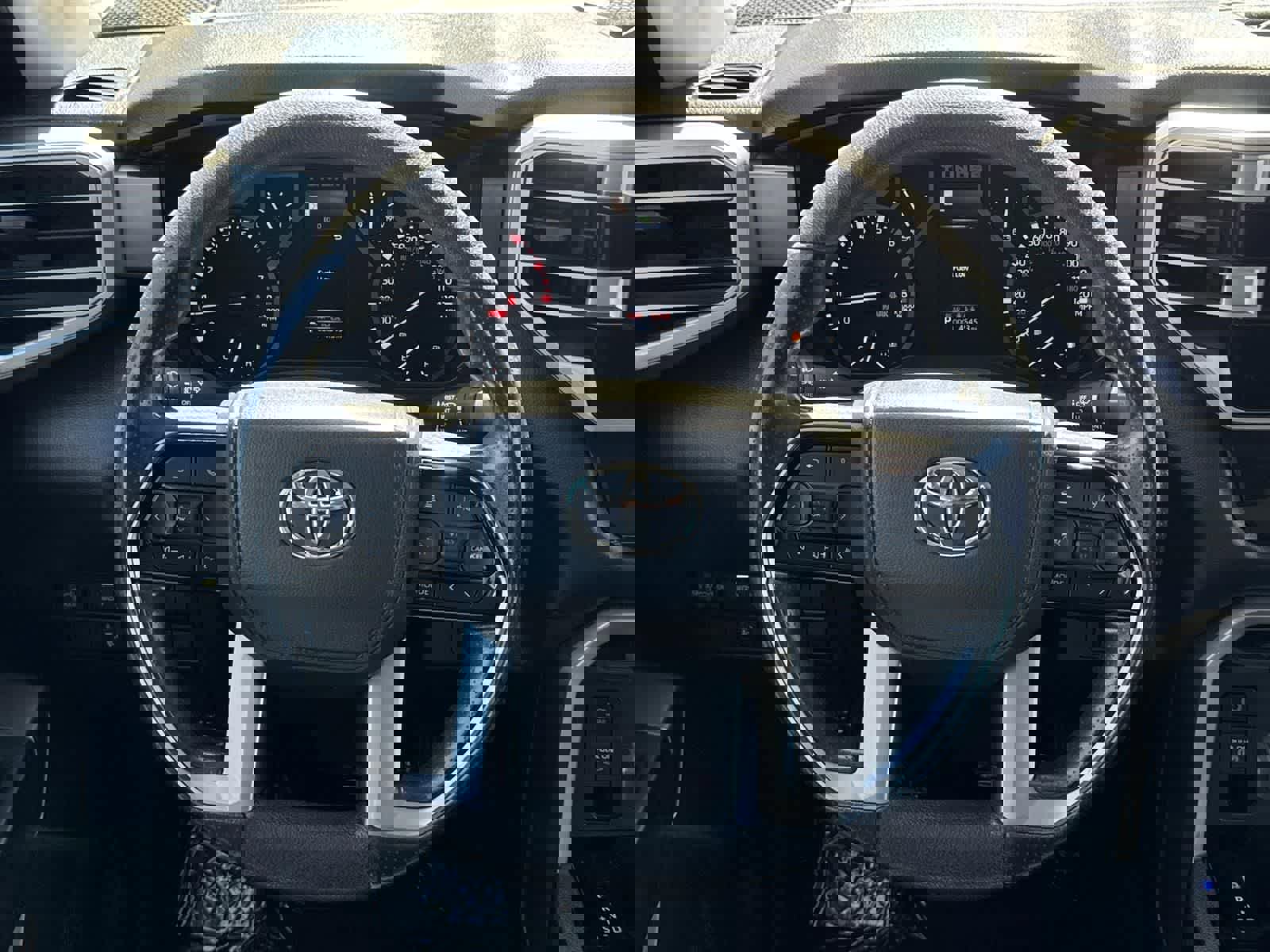 Used 2022 Toyota Tundra SR5 image 9