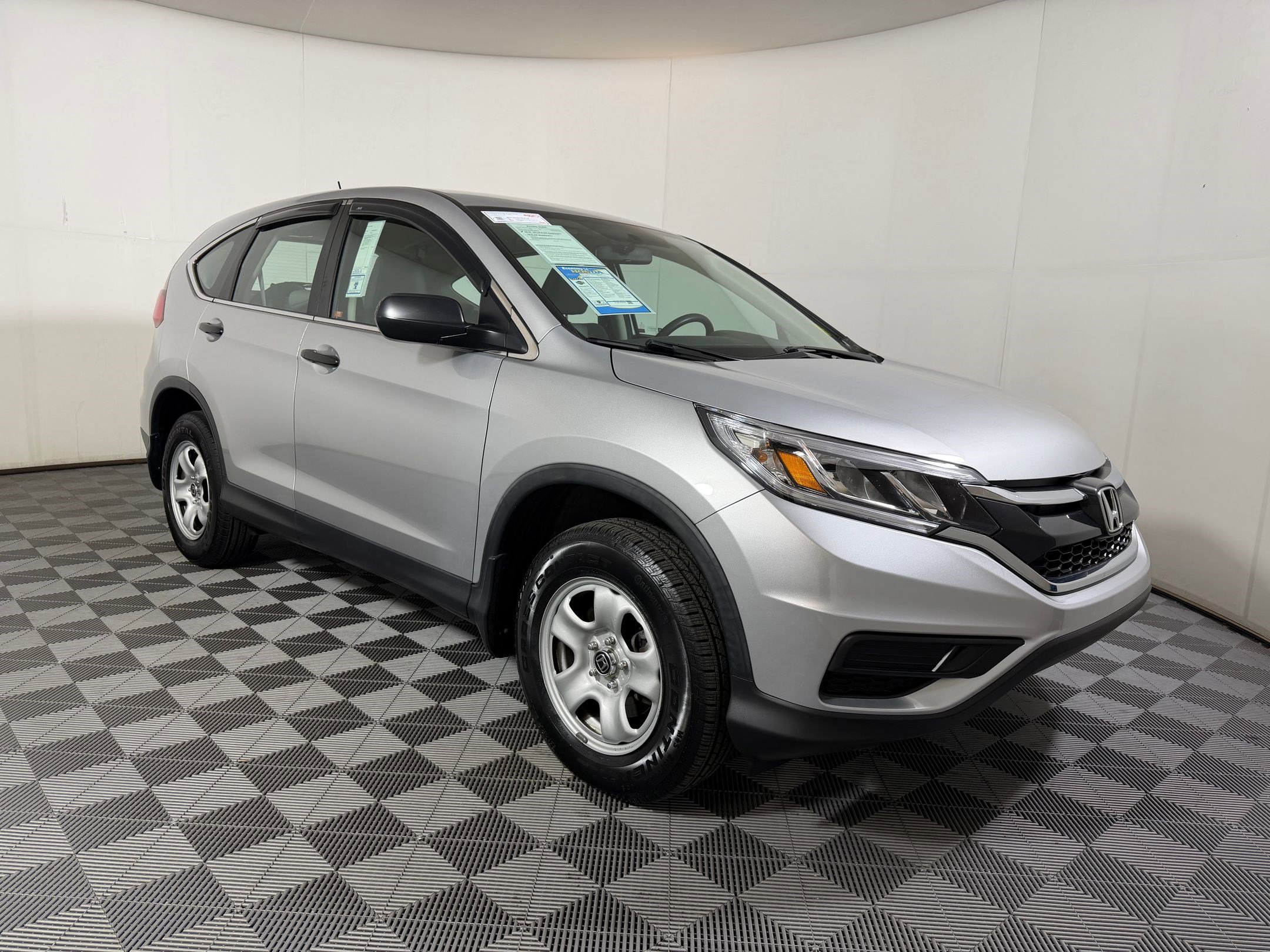 Used 2016 Honda CR-V LX image 6