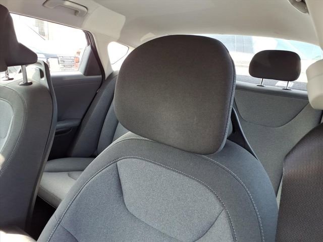 Used 2025 Kia K4 LXS image 13