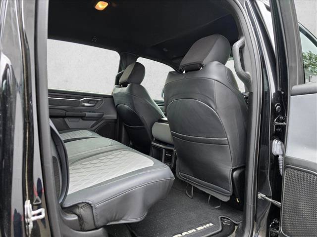 Used 2022 RAM 1500 Big Horn AWD/4WD image 18