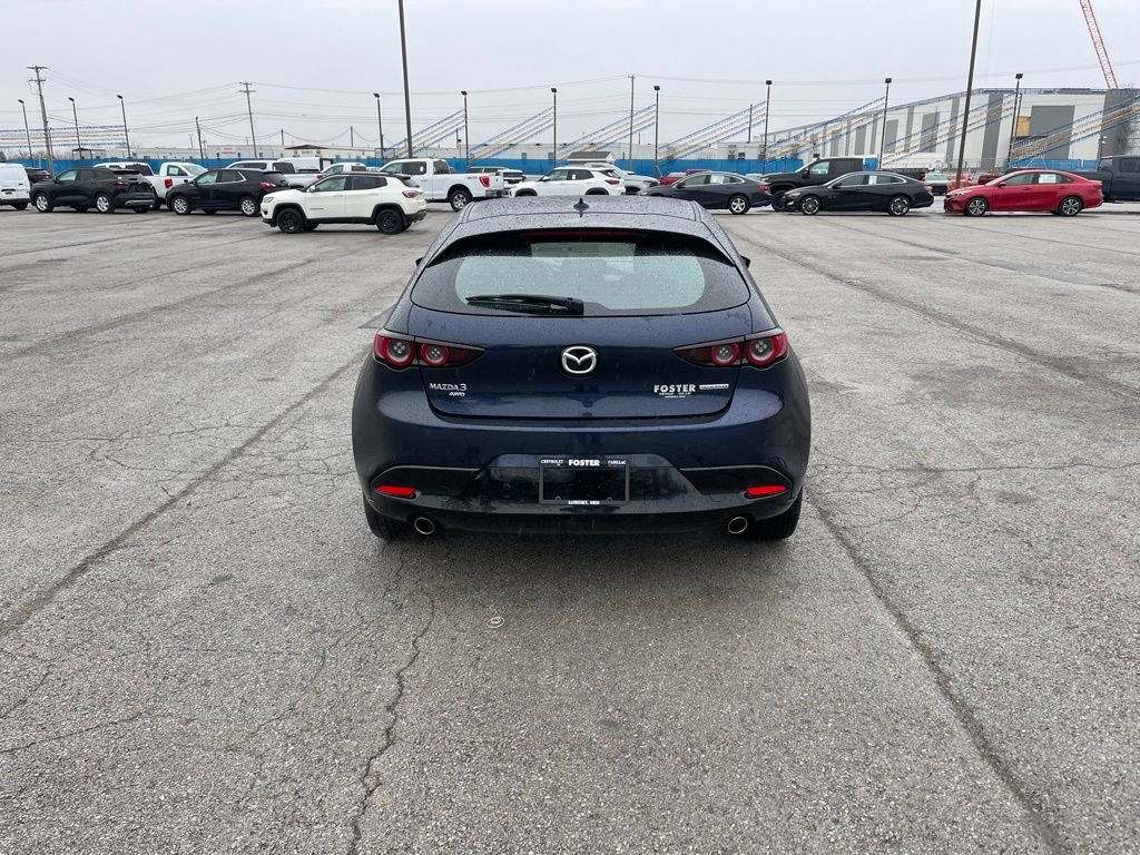 Used 2019 MAZDA MAZDA3 Preferred image 4