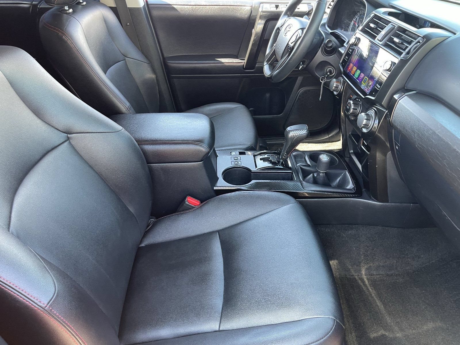 Used 2017 Toyota 4Runner TRD Off-Road Premium AWD/4WD image 13