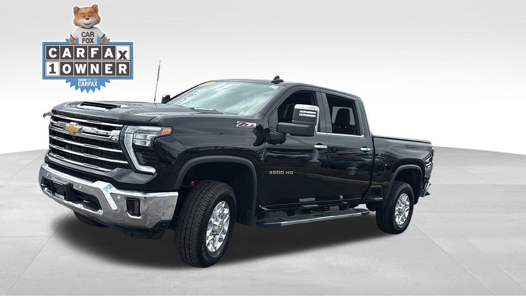 Used 2024 Chevrolet Silverado 3500 LTZ w/ LTZ Plus Package image 3