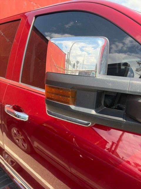 Used 2018 GMC Sierra 2500 SLT w/ Duramax Plus Package AWD/4WD image 5
