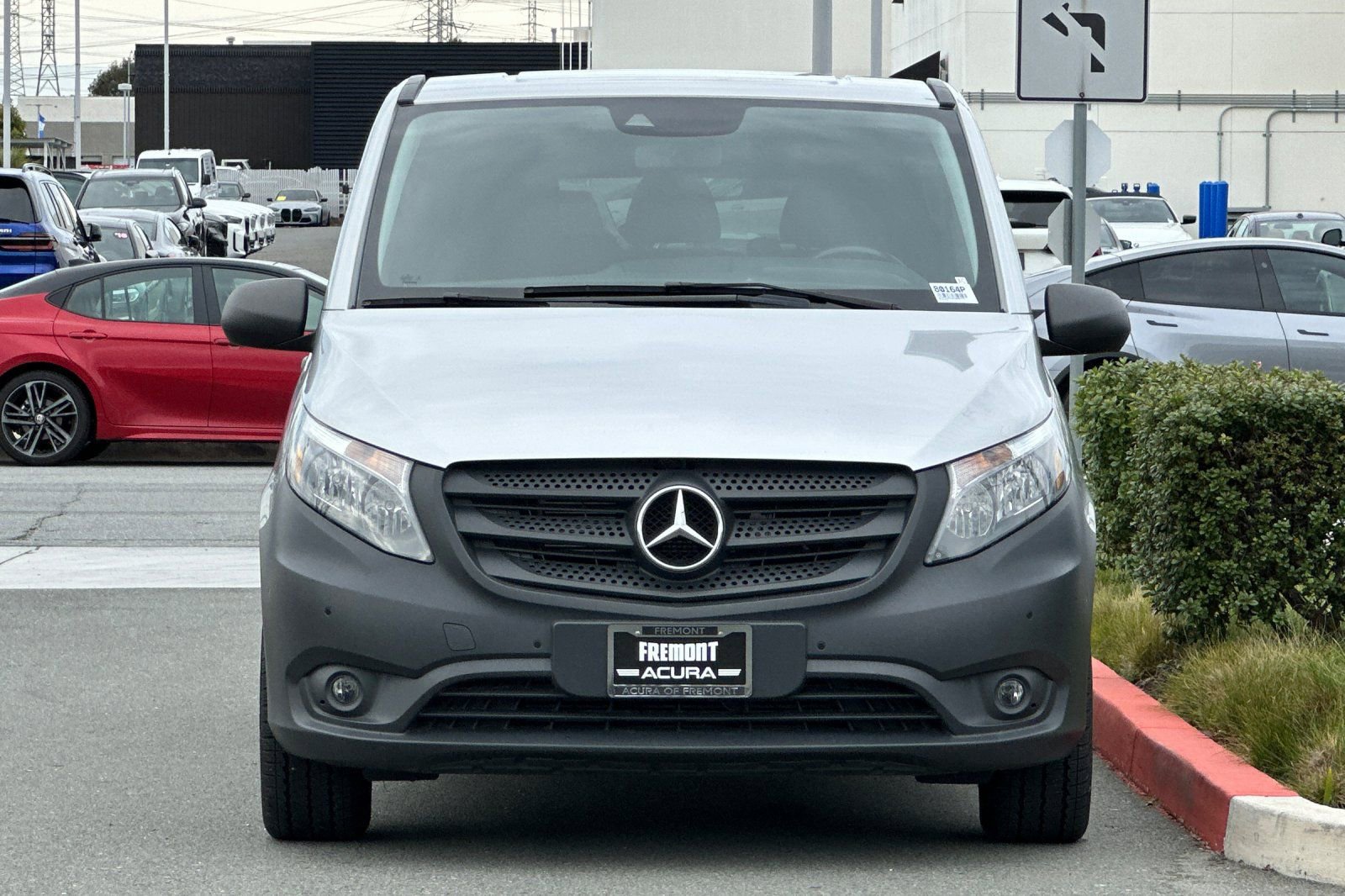 Used 2016 Mercedes-Benz Metris Passenger image 9