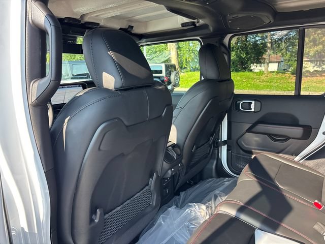 New 2027 Jeep Wrangler Unlimited Rubicon AWD/4WD image 9