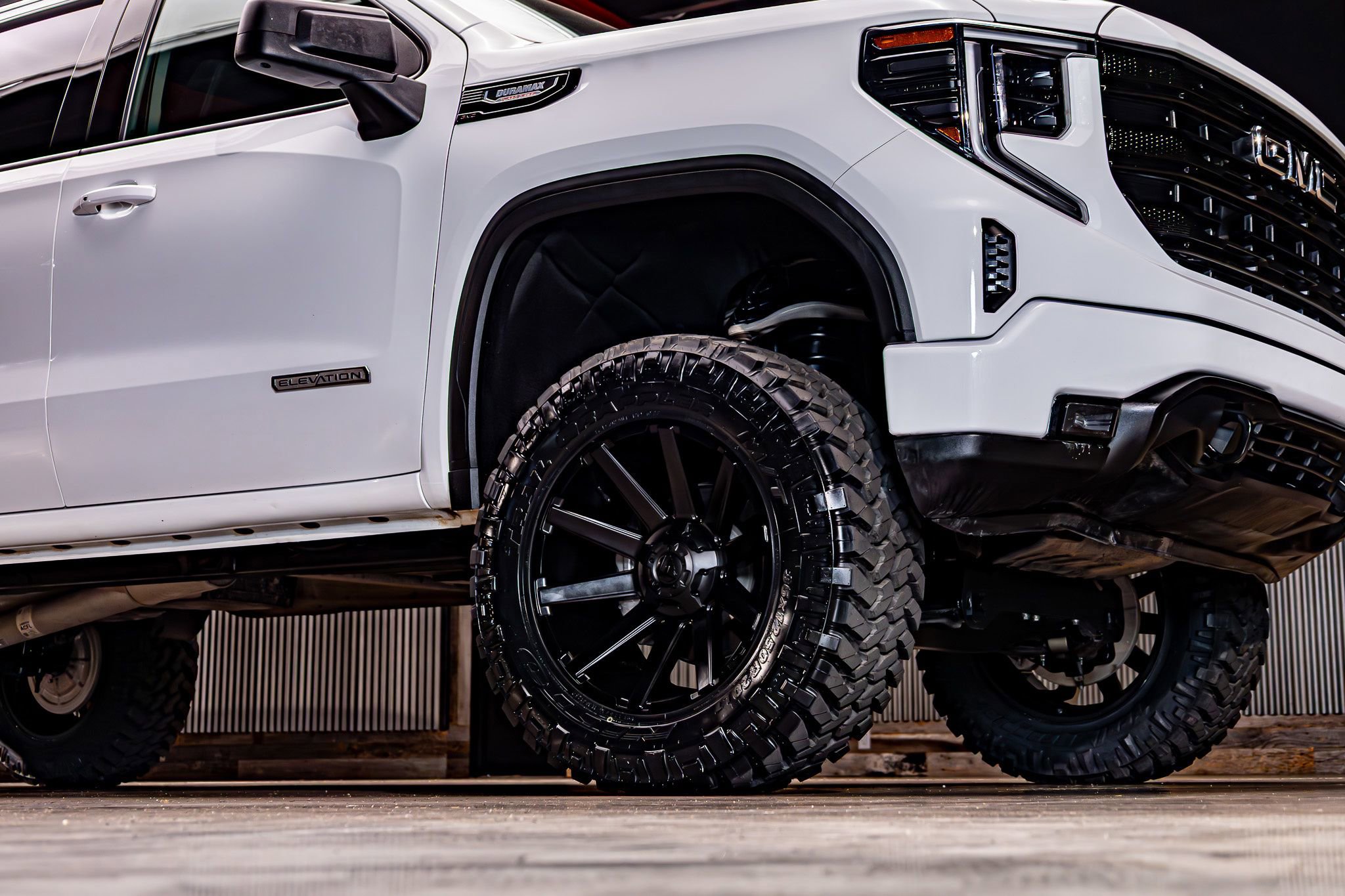 Used 2023 GMC Sierra 1500 Elevation w/ X31 Off-Road Package AWD/4WD image 15
