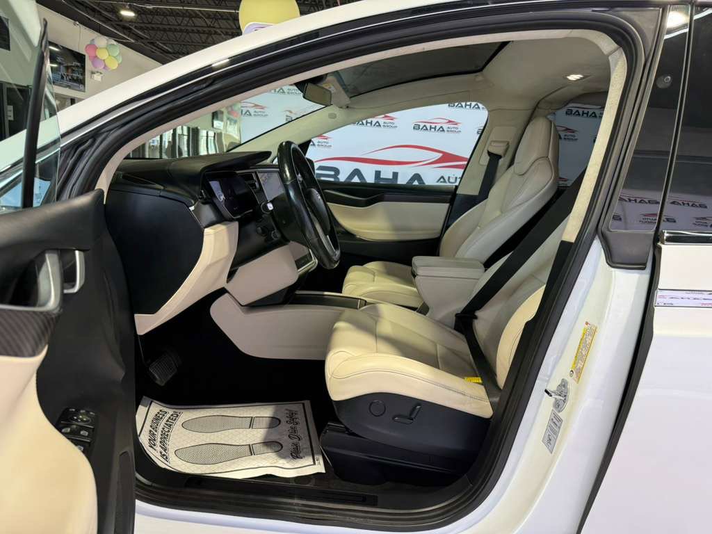 Used 2017 Tesla Model X 75D AWD/4WD image 30