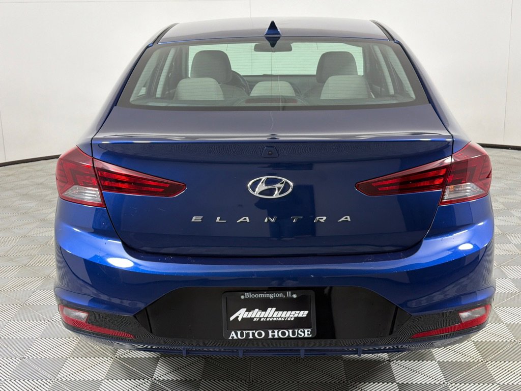 Used 2020 Hyundai Elantra SEL image 5