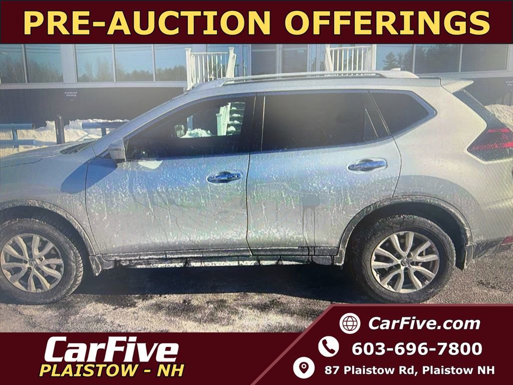 Used 2018 Nissan Rogue SV w/ Premium Package image 1