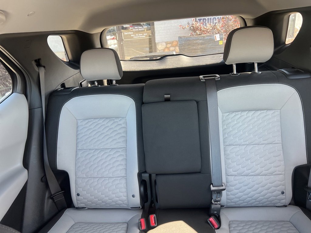 Used 2021 Chevrolet Equinox LT w/ LPO, Floor Liner Package image 15