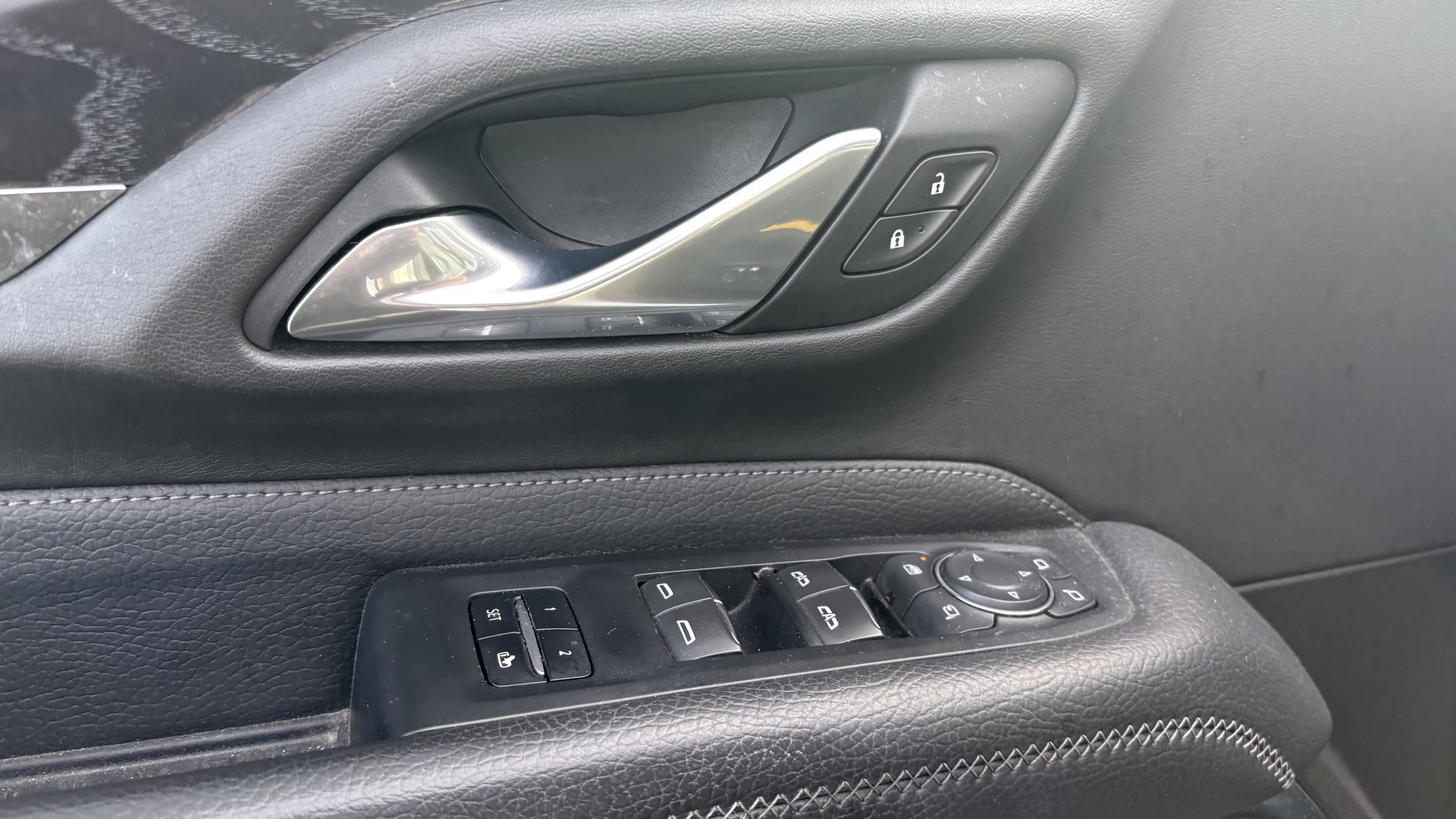 Used 2021 GMC Yukon Denali image 17