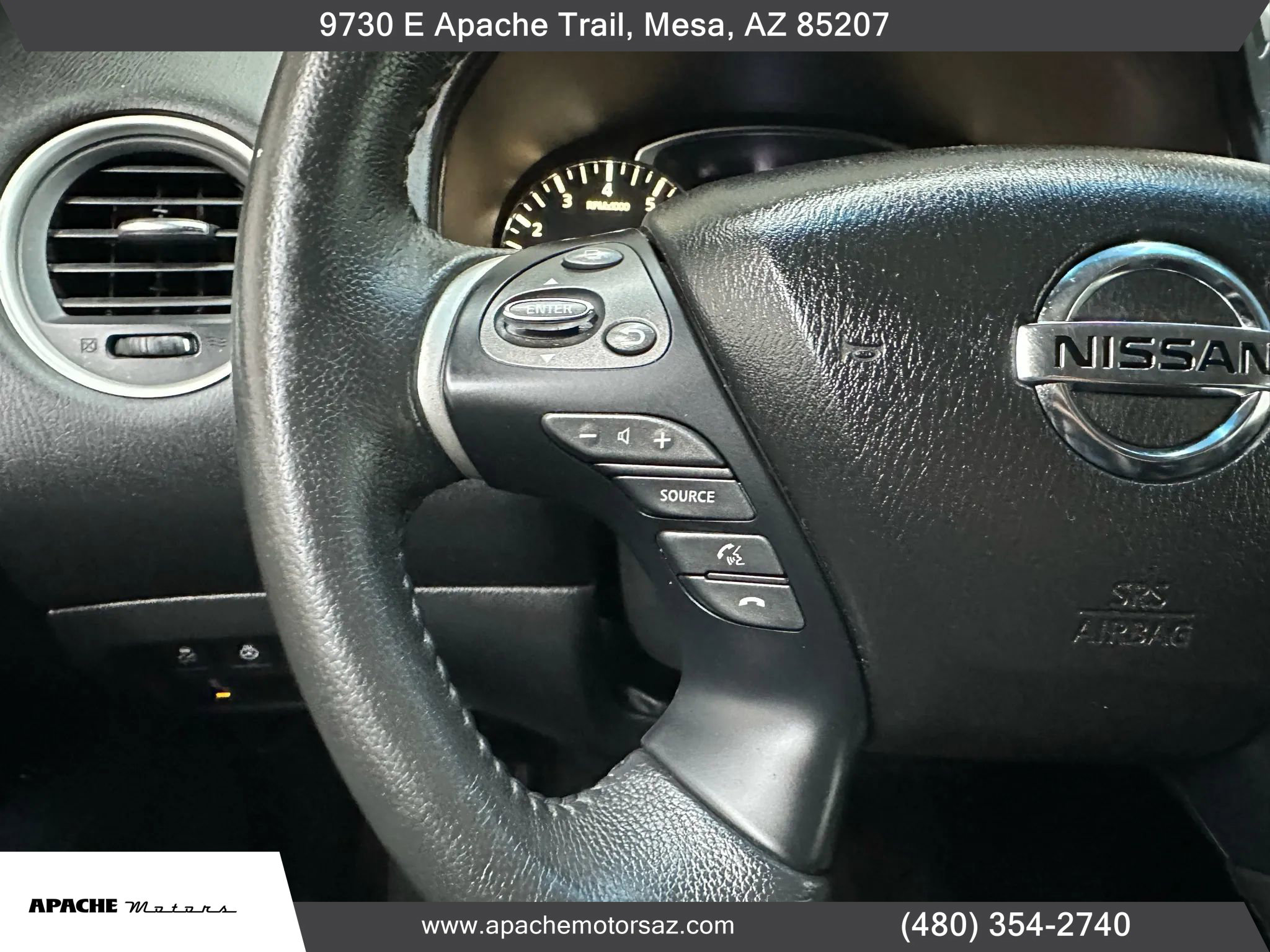 Used 2016 Nissan Pathfinder SL image 24