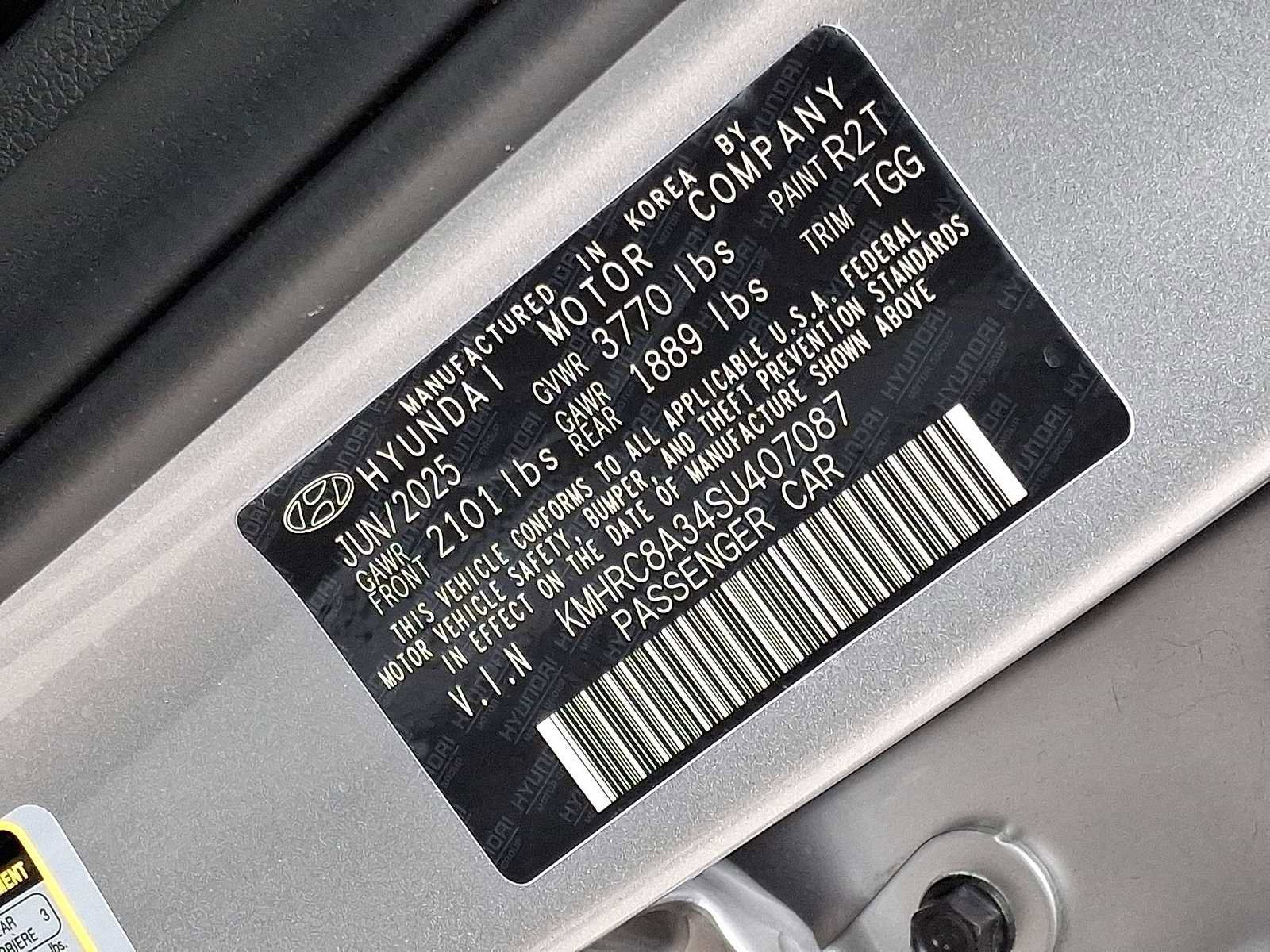 Used 2025 Hyundai Venue SEL image 37