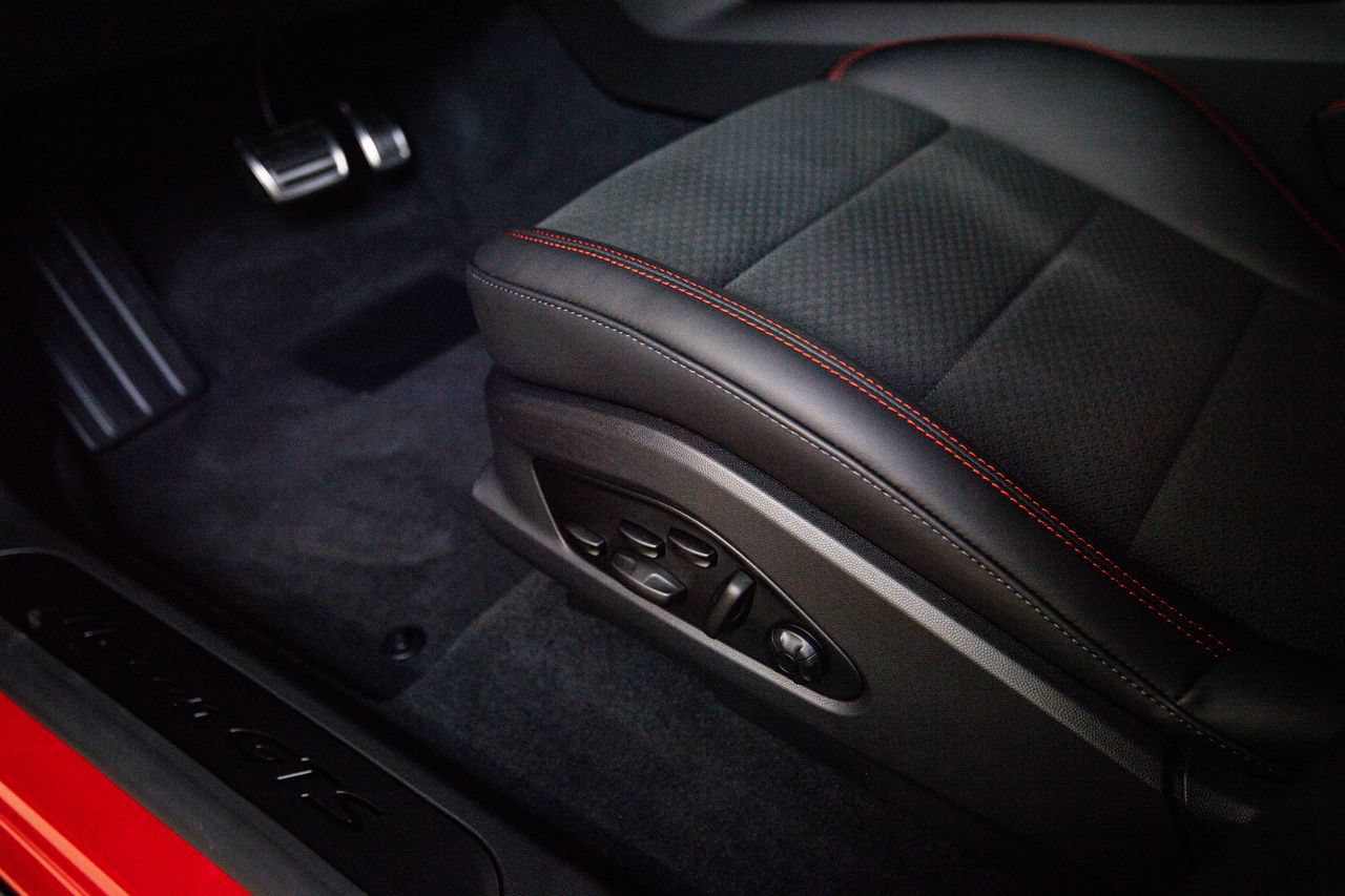 New 2026 Porsche Macan GTS Electric AWD/4WD image 14