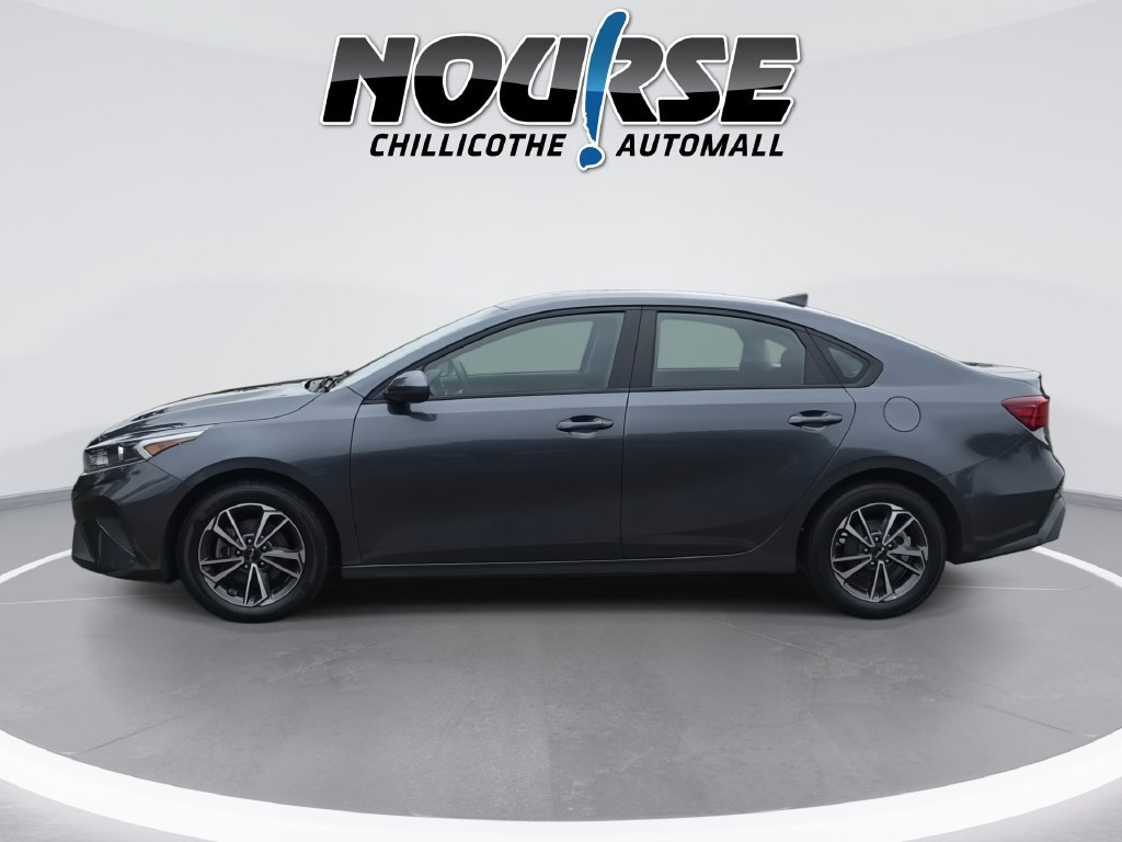 Used 2022 Kia Forte LXS FWD image 5