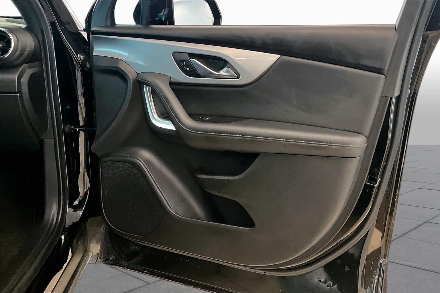 Used 2020 Chevrolet Blazer LT FWD image 20