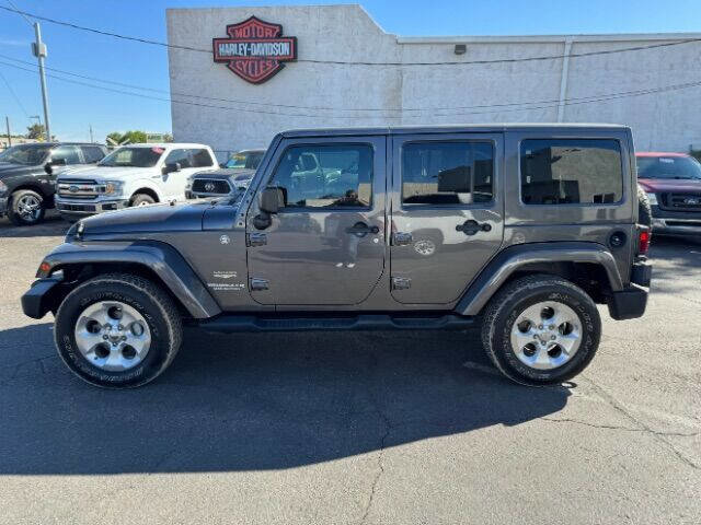 Used 2014 Jeep Wrangler Unlimited Sahara w/ Max Tow Package AWD/4WD image 6