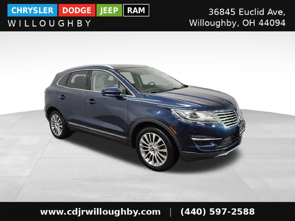Used 2017 Lincoln MKC Reserve w/ Lincoln MKC Climate Package AWD/4WD image 3