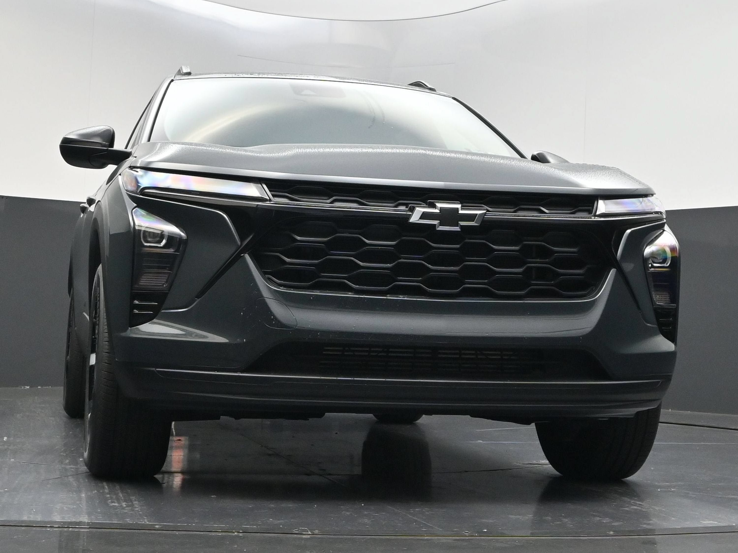 New 2026 Chevrolet Trax LT w/ Sunroof Package FWD image 40