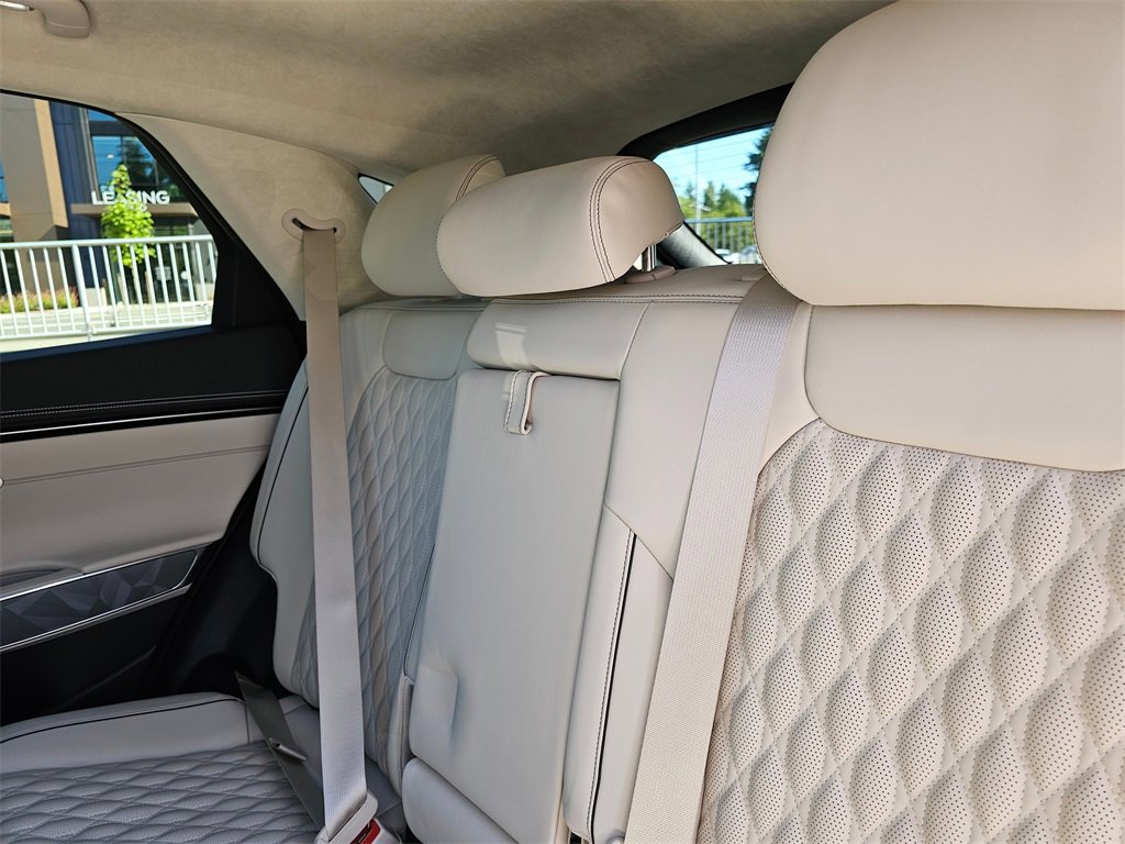 Used 2025 Genesis GV70 3.5T Sport w/ Sport Advanced Package image 20