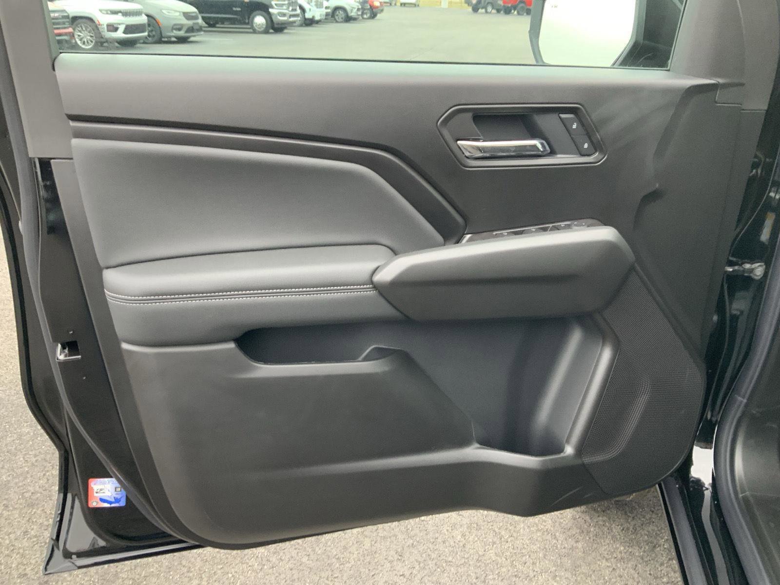 New 2026 GMC Canyon Elevation w/ Convenience Package image 26