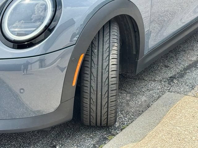 Used 2025 MINI Cooper S FWD image 13