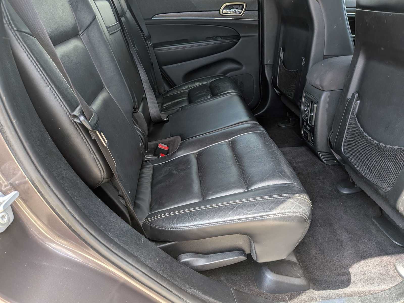 Used 2017 Jeep Grand Cherokee Limited AWD/4WD image 18